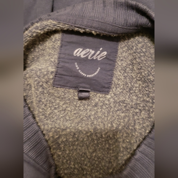 Sweatshirt - Picture 5 of 6